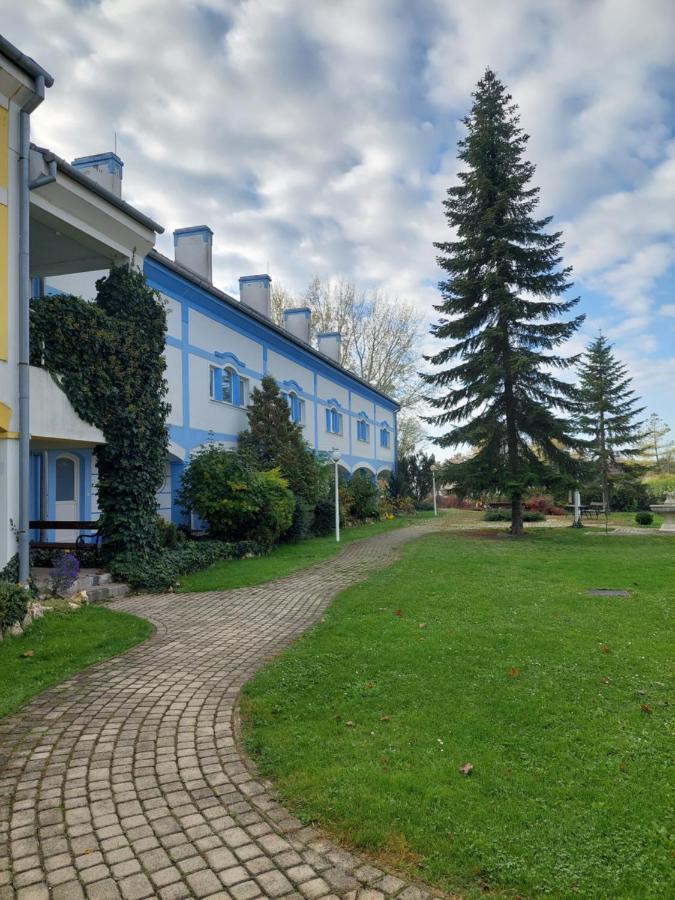 City Corner Thermal Mosonmagyarovar Exterior foto
